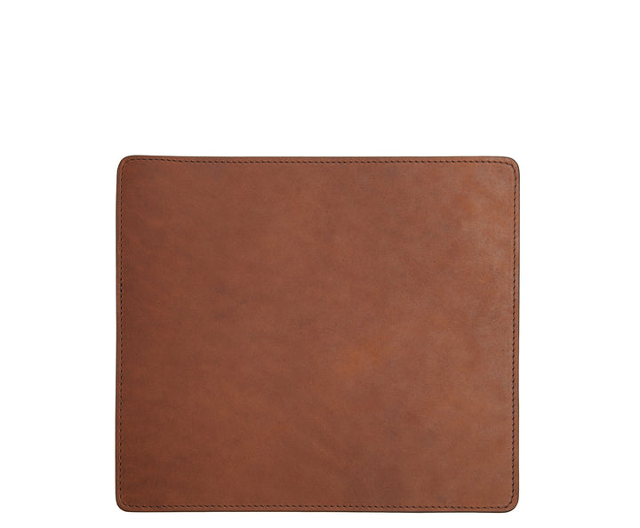 Espresso Leather mouse pad The Mead is a smooth American full-grain leather mouse pad backed with a non-skid durable rubber mat. #color_espresso