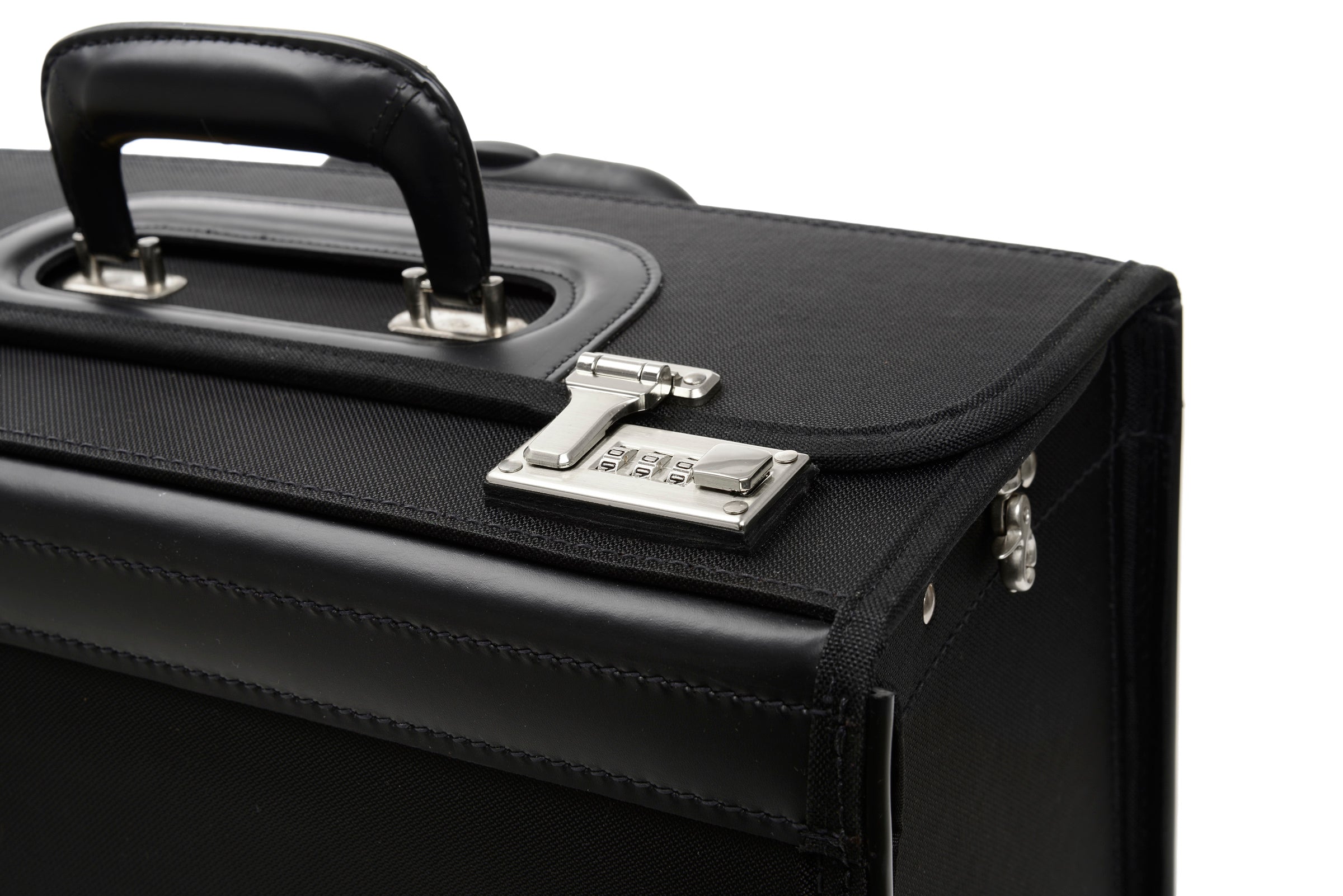 The Captain By Korchmar - Black Rolling Catalog Case | Fits 17