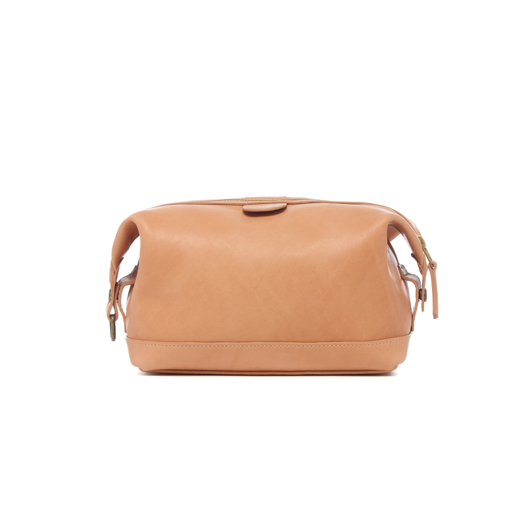 Ryder Horween Essex leather dopp kit Made in USA and handcrafted in Naples Florida