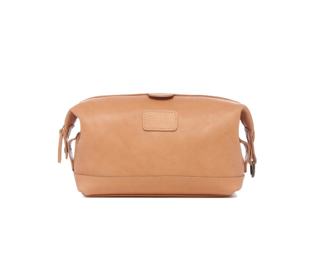 Ryder Horween Essex leather dopp kit Made in USA and handcrafted in Naples Florida