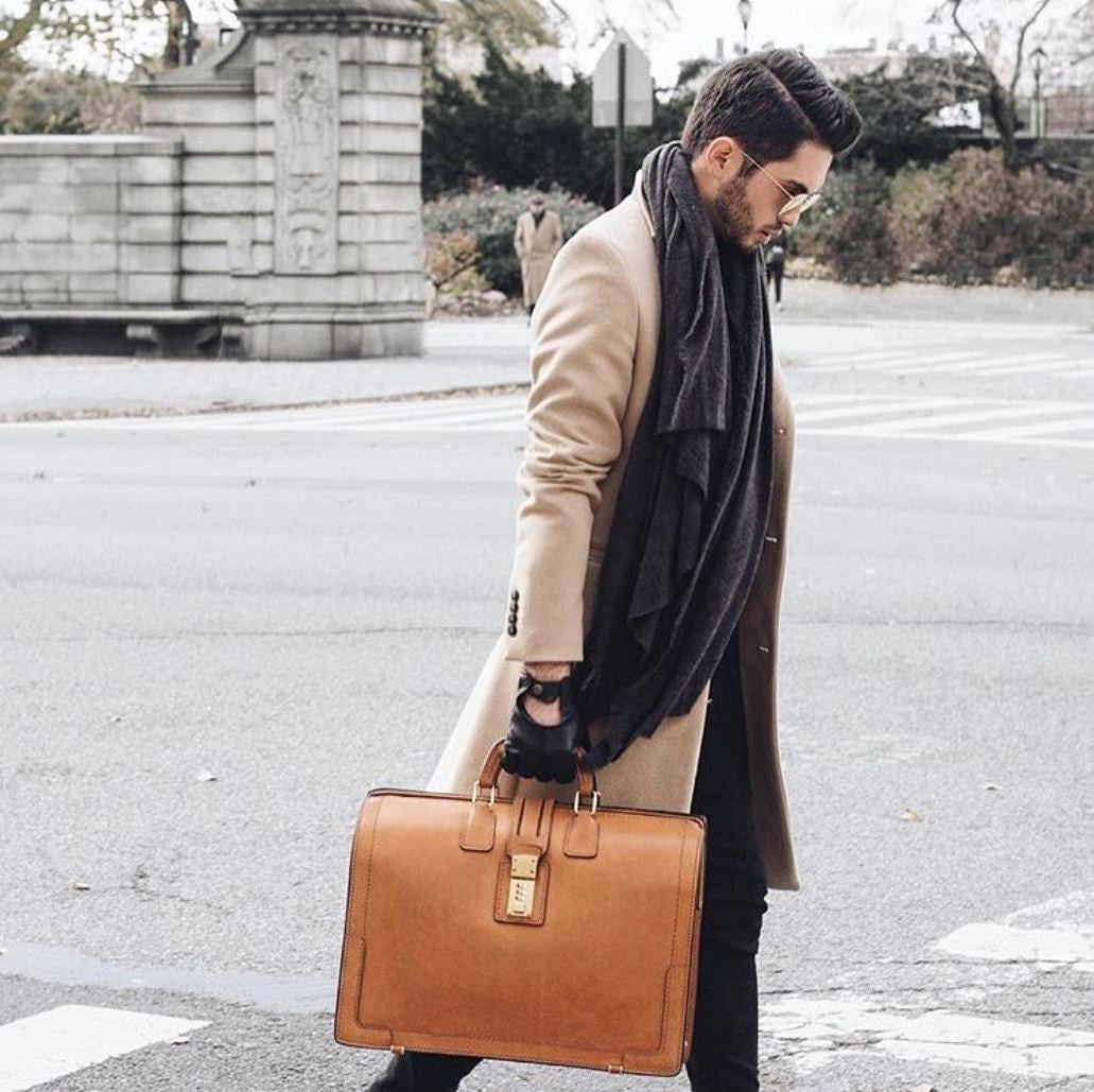 The Churchill is a classic, handcrafted full grain leather briefcase that features a handsome silhouette, and our patented Hinge-Loc technology, which allows the top frame to stay open with ease. Tan #color_tan