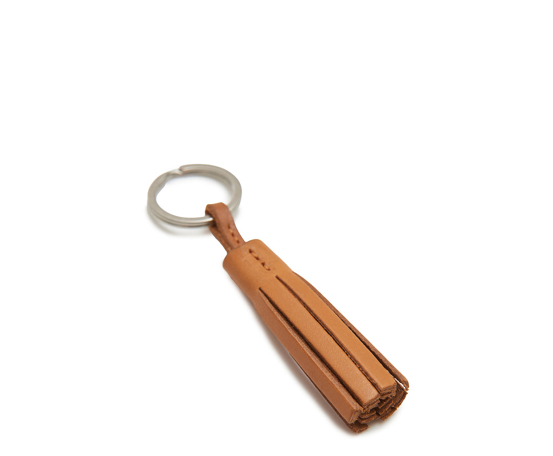 Tan Hover Full-grain American leather Steel key rings with matte nickel finish Handcrafted with care in our own factory Dimensions: 4.5" L #color_tan