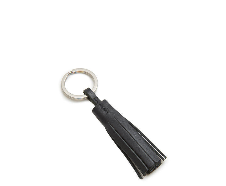 Black Hover Full-grain American leather Steel key rings with matte nickel finish Handcrafted with care in our own factory Dimensions: 4.5" L   #color_black