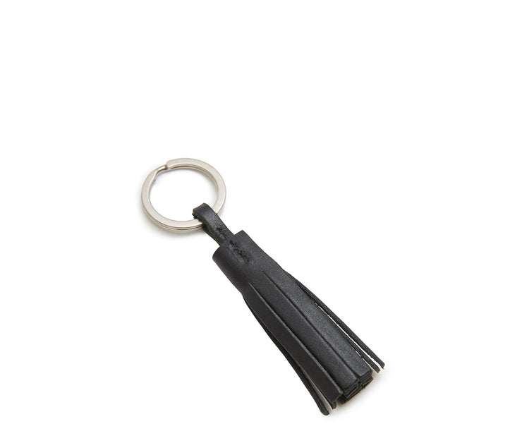 Black Hover Full-grain American leather Steel key rings with matte nickel finish Handcrafted with care in our own factory Dimensions: 4.5" L  