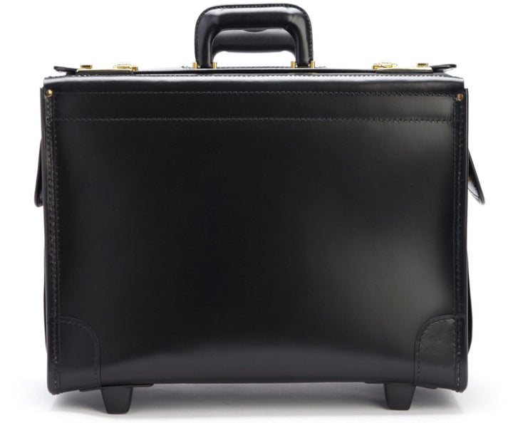 Black Leather Wheeled Catalog Case The Litigator is a full grain leather wheeled catalog case with a convenient retractable handle, and a business organizer located beneath the lid. The Litigator is an ideal choice for business professionals looking to seamlessly transport a large volume of files and up to a 17" laptop.