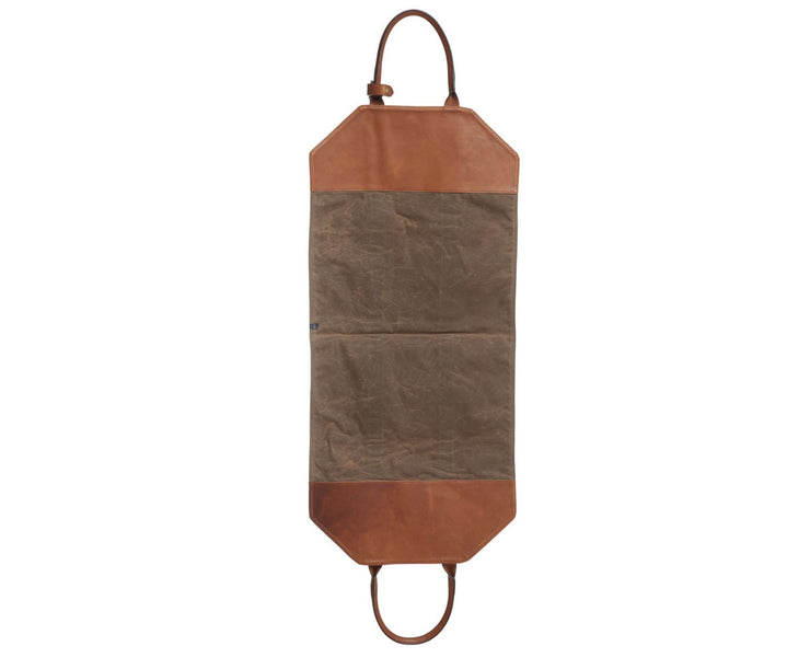 Olive 8.25 oz water-resistant waxed canvas Full-grain American leather accents 8" handle drop with handle keeper / stay Handcrafted with care in our own factory Dimensions: 43" L x 19.5" W
